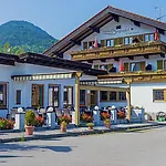 Berghupferl - Do Legst Di Nieda Bed and breakfast