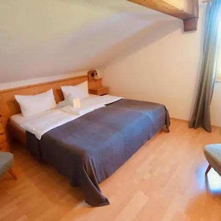 Berghupferl - Do Legst Di Nieda Bed & Breakfast