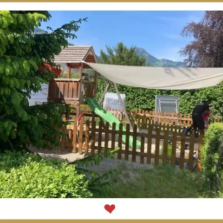 Berghupferl - Do Legst Di Nieda Bed & Breakfast