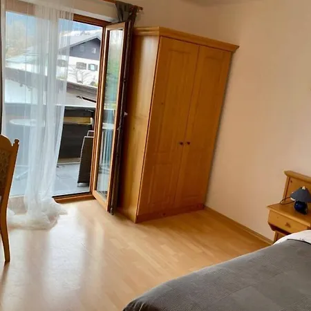 Berghupferl - Do Legst Di Nieda Bed & Breakfast 3*